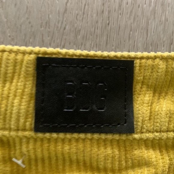 BDG Urban Outfitters gold corduroy mom high-rise size 27 in Chartreuse color - Picture 11 of 15